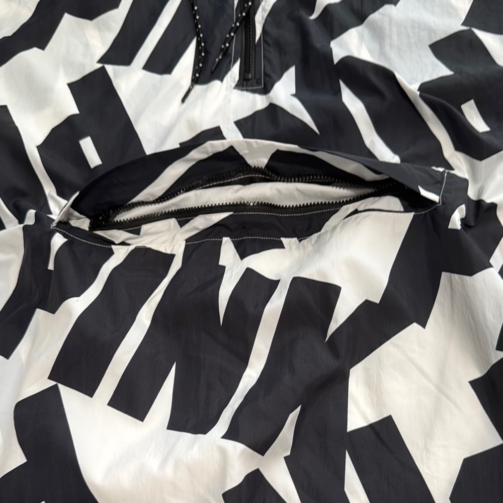 PINK Victoria's Secret Black and White Hoodie WinBreaker not sizes on tag - Picture 4 of 11